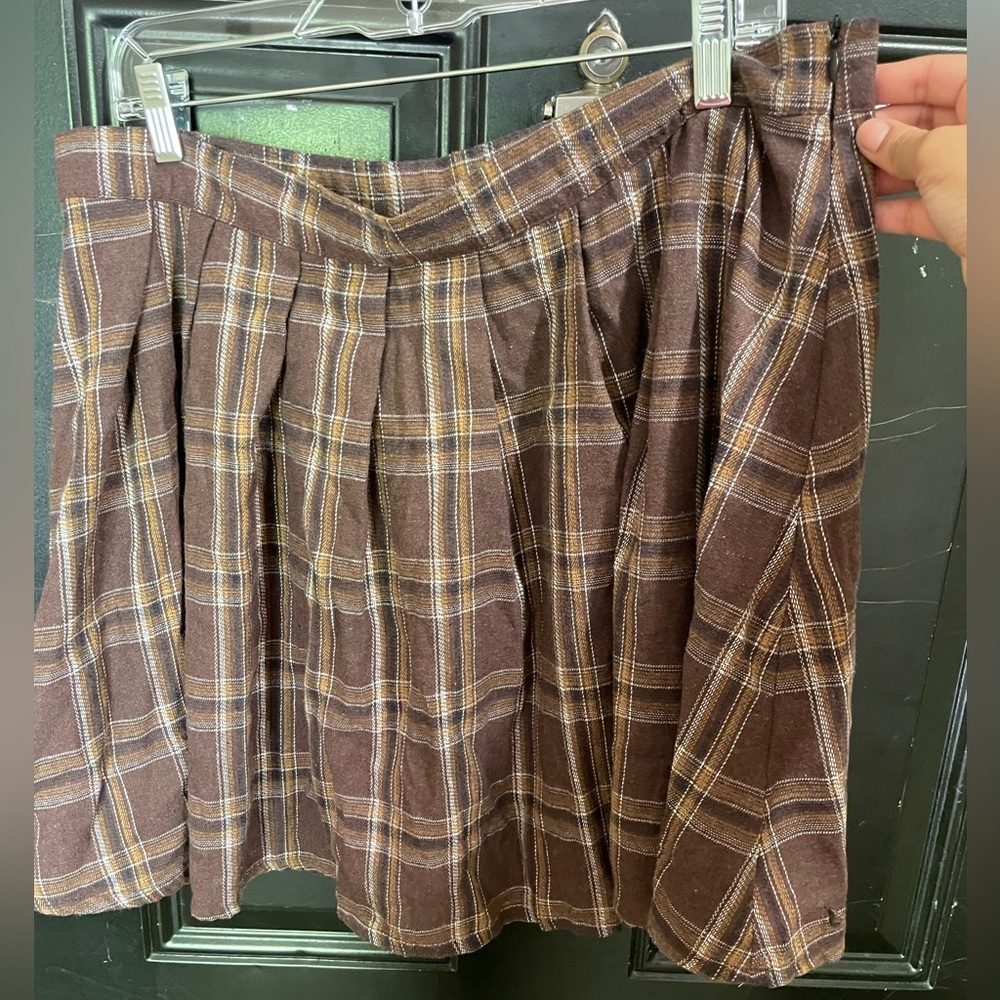 Romwe plaid brown skirt
